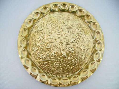BEAUTIFUL BRASS WALL HANGER MADE IN INDIA
