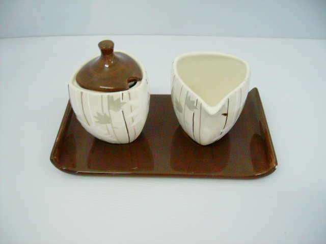 BEAUTIFULL SUGAR AND MILK SET. PLEASE READ DESCRIPTION?