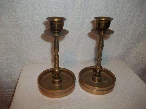 Solid and very heavy pair of brass chandeliers (weight 1,5 kg / pair)
