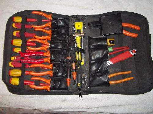 Professional electrical tool kit by "Kew Technix"