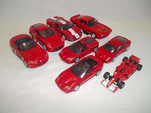 For the young collector - Lot of 8 x Red model sport cars - 4 x Ferarri