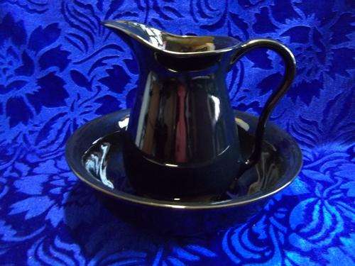 "Midnight White" bowl and jug