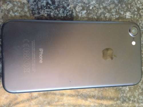 Iphone 7 256gb local phone in original box mint condition