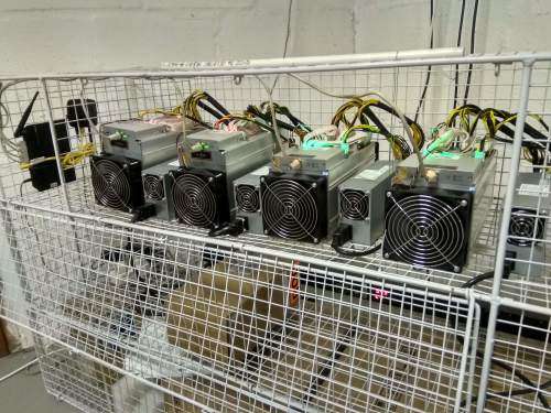 2x Antminer S9 and 2x Antminer L3+ With 4x PSUs