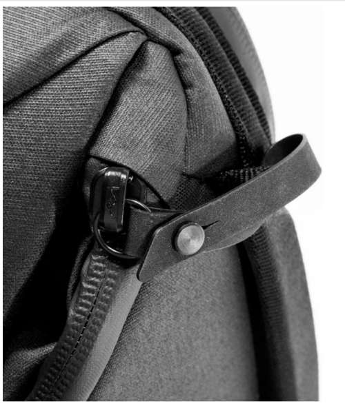 Peak Design Everyday Backpack Version 2, 30L Black, Camera Bag, Laptop Backpack with Tablet Sleeves