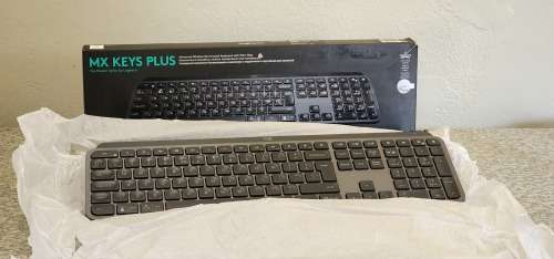 LOGITECH MX KEYS PLUS ADVANCED WIRELESS ILLUMINATED KEYBOARD-open box-new