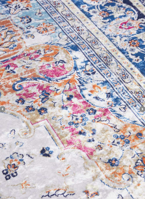 Option rug - colourful vintage
