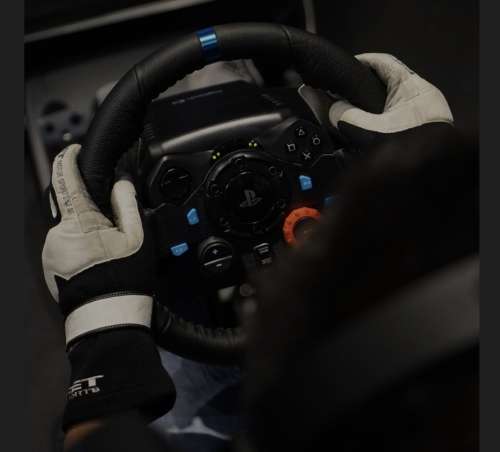 Logitech G29 Driving Force Racing Wheel,Floor Pedals,Force Feedback, PS, PC