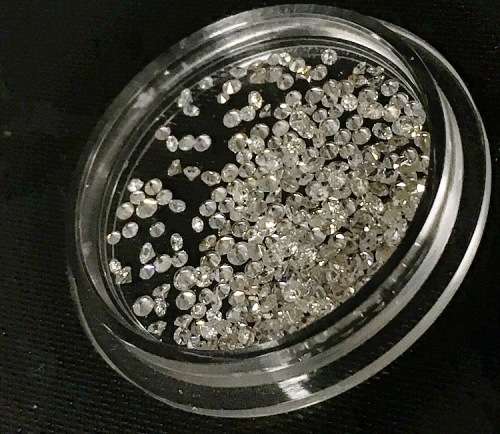 DIAMONDS (bid per 10 x 0.02ct) 200 Diamonds Available