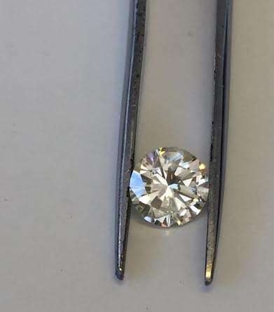 10 DIAMONDS Round Brilliant(0.02ct x10 ) BID PER STONE-Take 10.