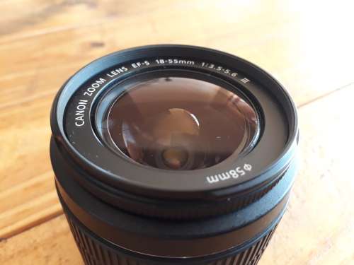 Canon EF-S 18-55mm 1:3.5-5.6 Mark III