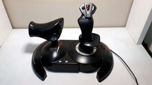 Thrustmaster T-Flight HOTAS X