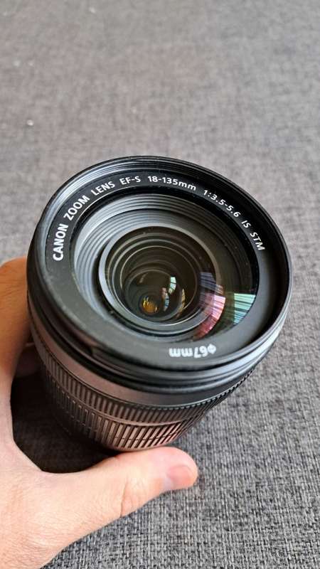 Canon EF-S 18-135mm IS STM