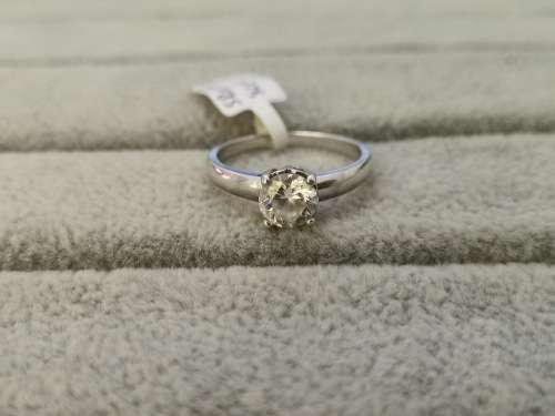 DISCOUNT PRICE!! Sterling Silver Solitaire Ring