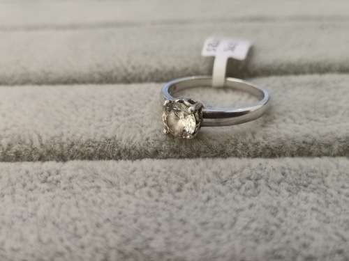 DISCOUNT PRICE!! Sterling Silver Solitaire Ring