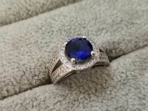 Dazzling, Sterling Silver Ring