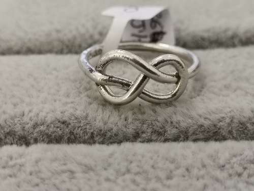 Dainty Sterling Silver Celtic Ring