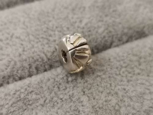 Pandora Compatilble Clip Charm