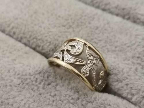 DISCOUNT!! Detailed Yellow Gold Ring