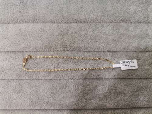 Dainty Yellow Gold Bracelet