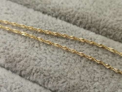 Dainty Yellow Gold Bracelet