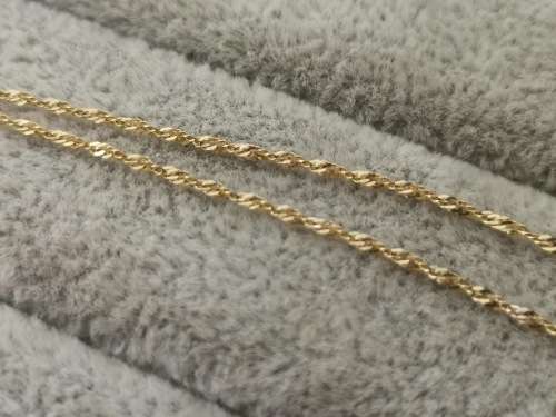 Dainty Yellow Gold Bracelet