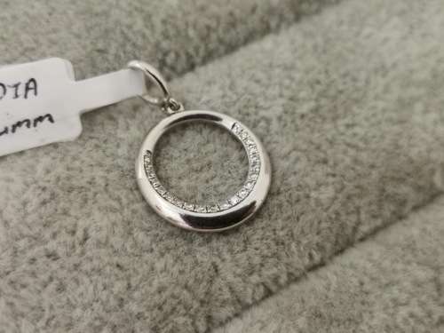 Dainty White-Gold Diamond Pendant