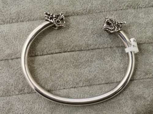 Detailed Silver Dragon Cuff!!