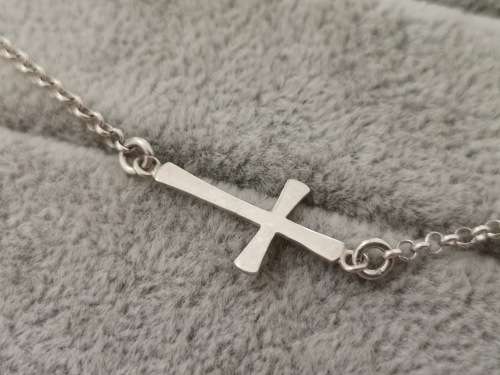Sweet Silver Cross Chain