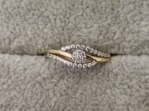 DISCOUNT!! Charming Yellow Gold Ring