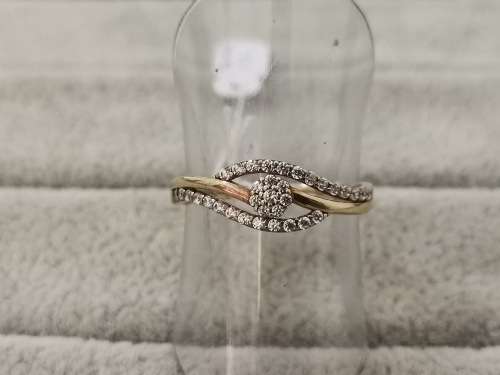 DISCOUNT!! Charming Yellow Gold Ring