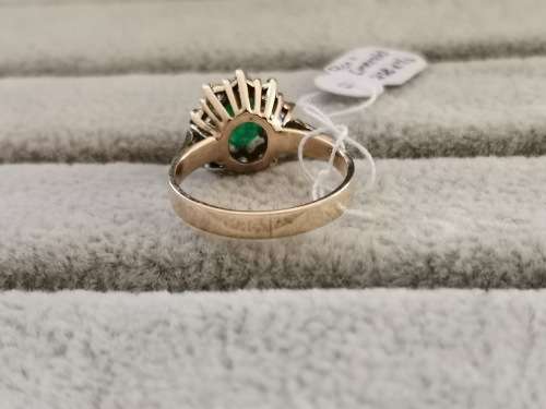 Magnificent Gold and EMERALD Ring!