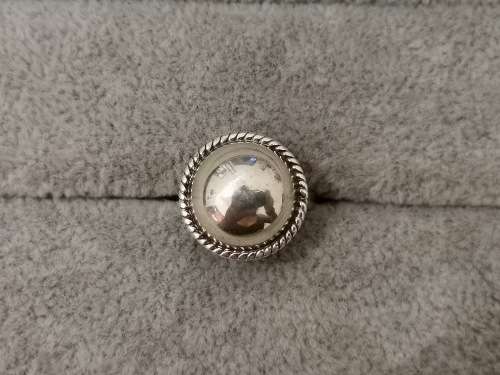 Silver Pearl-Styled Ring