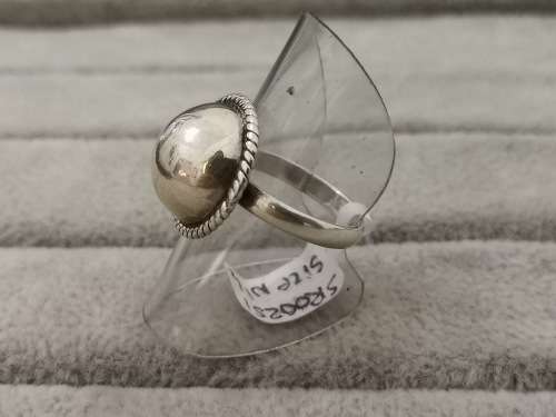 Silver Pearl-Styled Ring