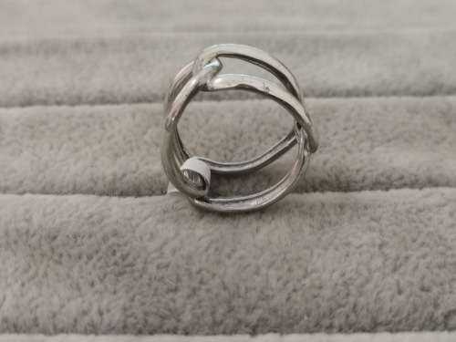 DISCOUNT!! Unique Silver Ring