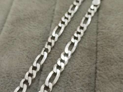 DISCOUNT!! Silver Figaro Bracelet
