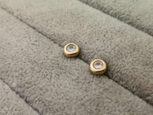 Stunning 9ct Yellow Gold Stud Earrings