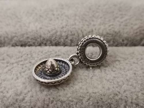 DISCOUNT!! Mexican Sombrero Pandora Charm