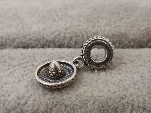 DISCOUNT!! Mexican Sombrero Pandora Charm