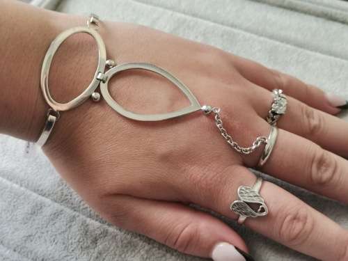 Silver Hand Chain