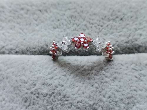 Stunning Silver Flower Ring (Size N)