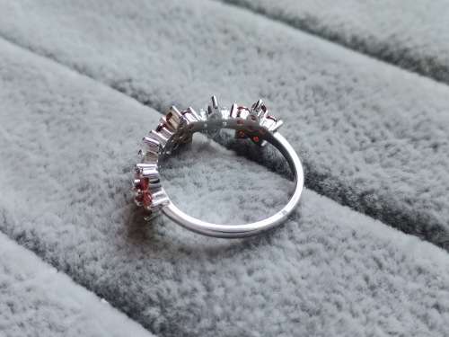 Stunning Silver Flower Ring (Size N)