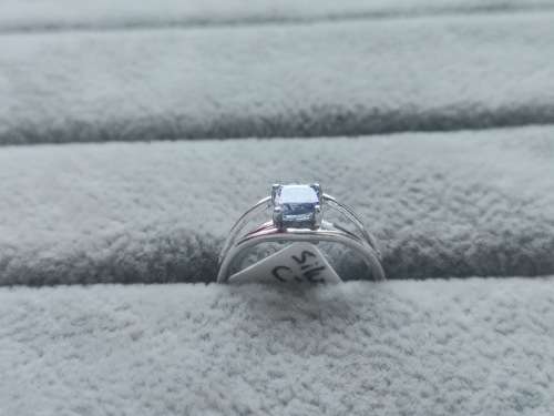 Stunning Silver Solitaire Ring