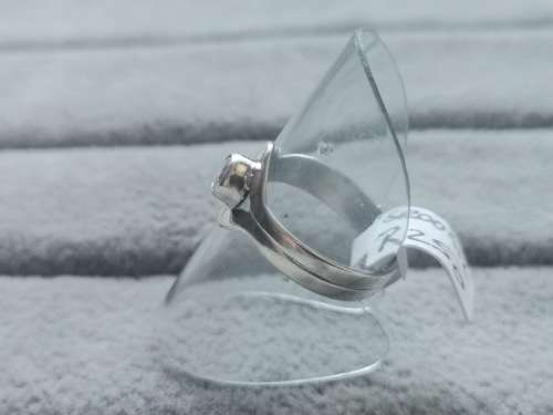 DISCOUNT!! Dainty Silver Solitaire Ring