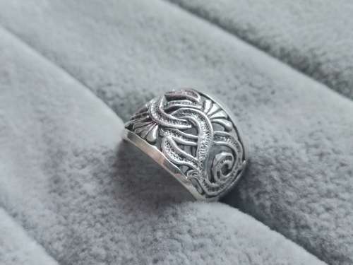 DISCOUNT!! Detailed Silver Ring