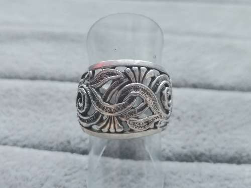 DISCOUNT!! Detailed Silver Ring