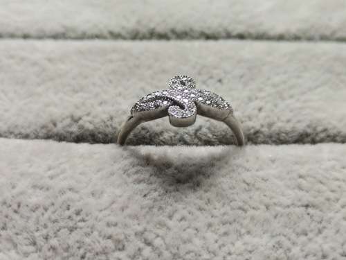 Sparkling Silver Ring
