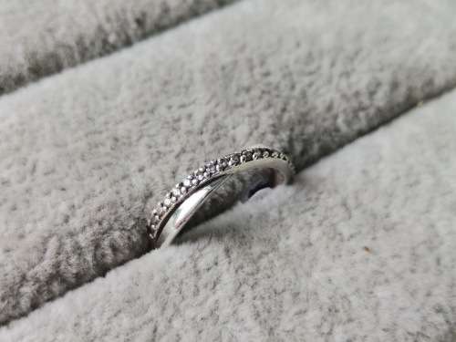 DISCOUNT!! Pretty Silver Ring