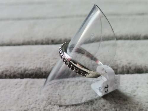 DISCOUNT!! Pretty Silver Ring