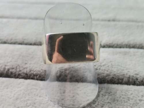 DISCOUNT!! Unique Square Ring